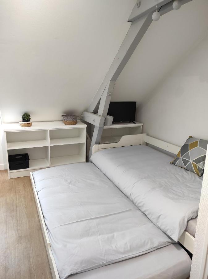 Angers Studio Idealement Situe : 2M Gare, 4M Centre Ville Exterior foto