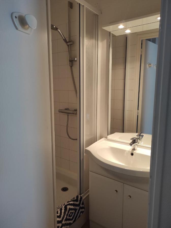 Angers Studio Idealement Situe : 2M Gare, 4M Centre Ville Exterior foto